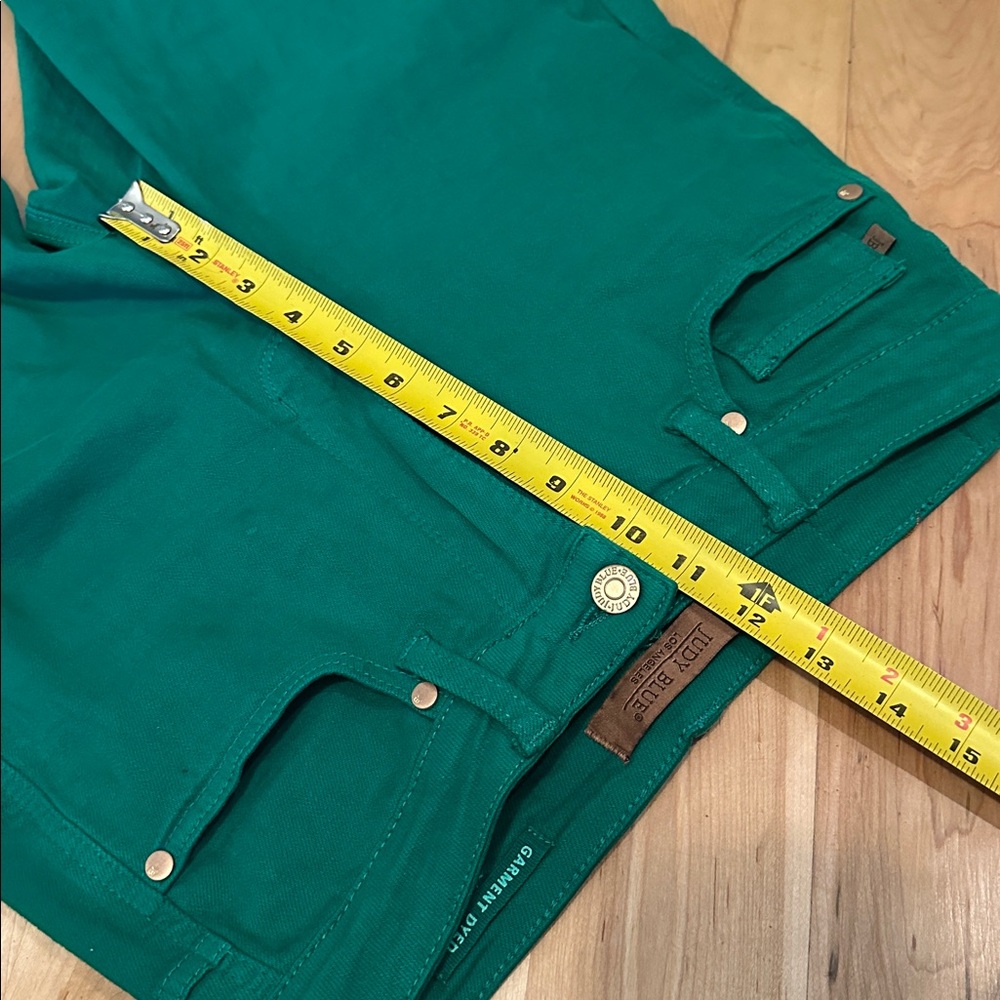 Judy Blue High Rise Crop Green Jeans Size 5 / 27 - Picture 4 of 11